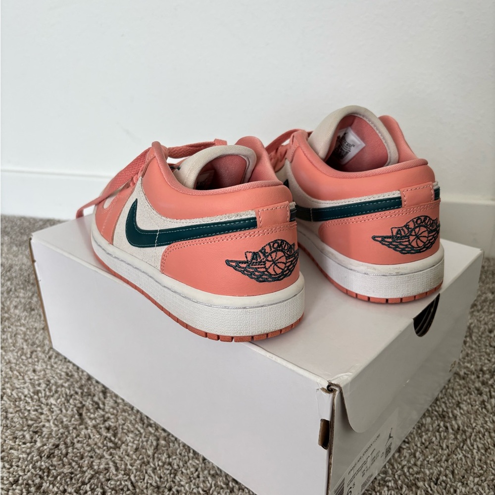 Women’s Nike Air Jordan 1 Low